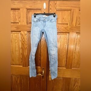 Hollister - Super Skinny Light Washed Jeans